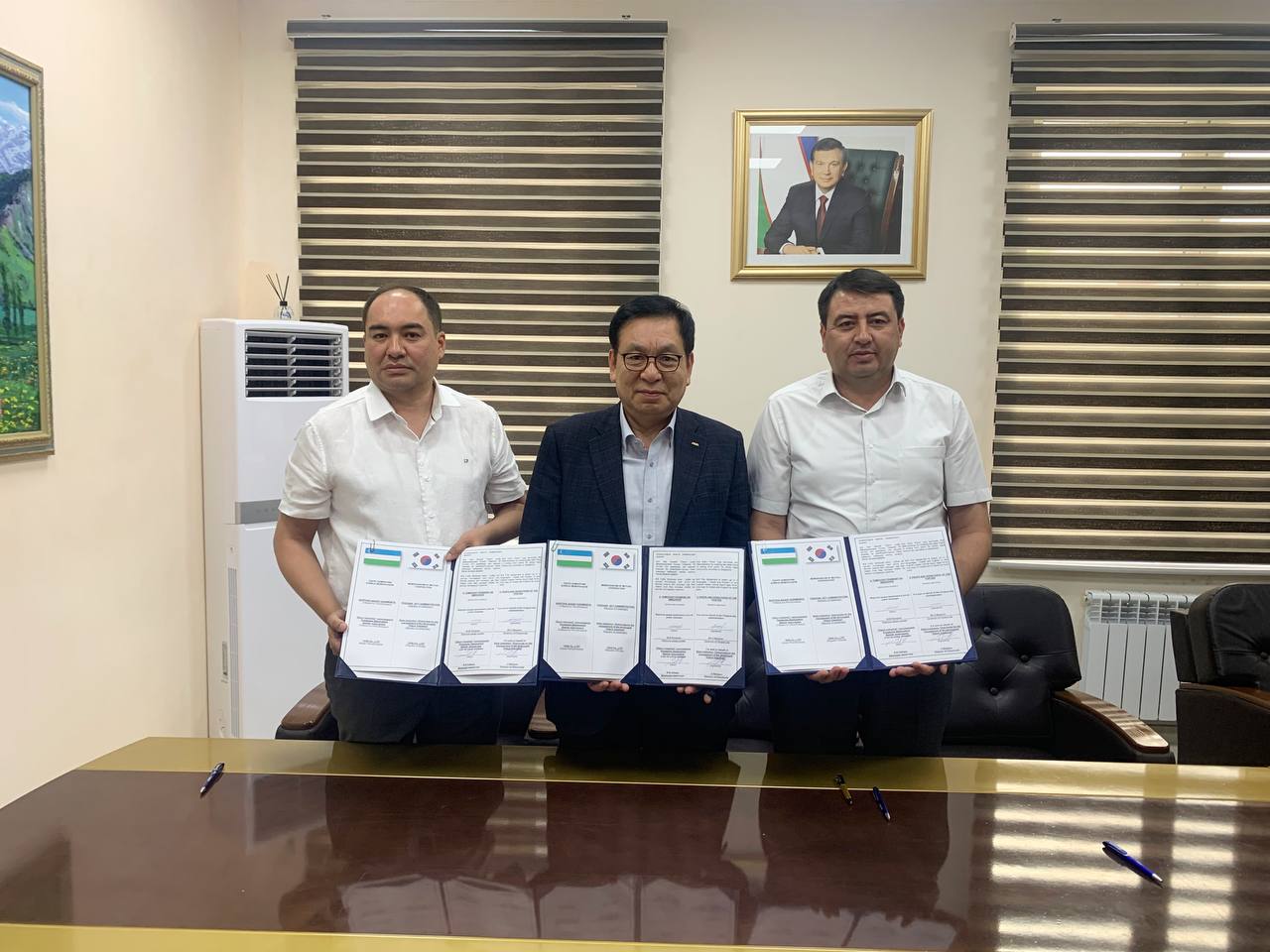 http://api3.fergana.uz/files/150100/news/file-2090999504017545.jpg