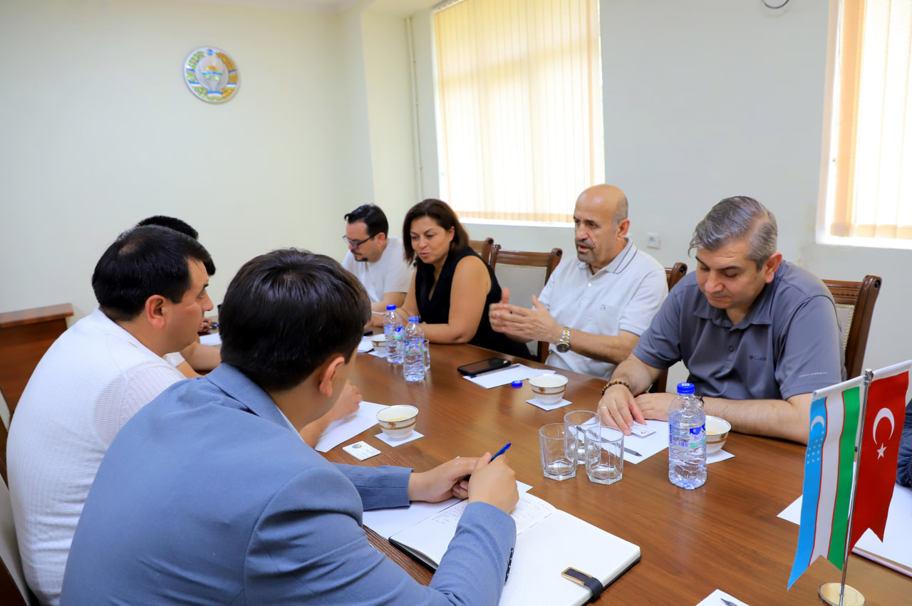 http://api3.fergana.uz/files/150100/news/file-2091444854269370.jpg