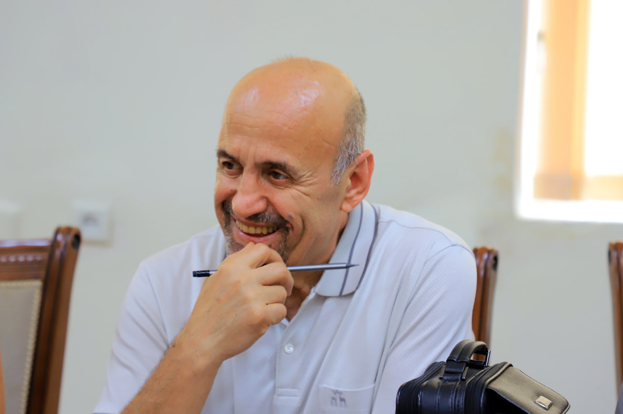 http://api3.fergana.uz/files/150100/news/file-2091444854270565.jpg
