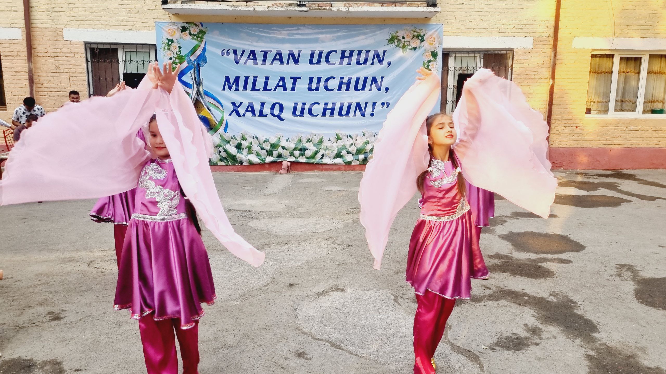 http://api3.fergana.uz/files/150100/news/file-2097444070729270.jpg