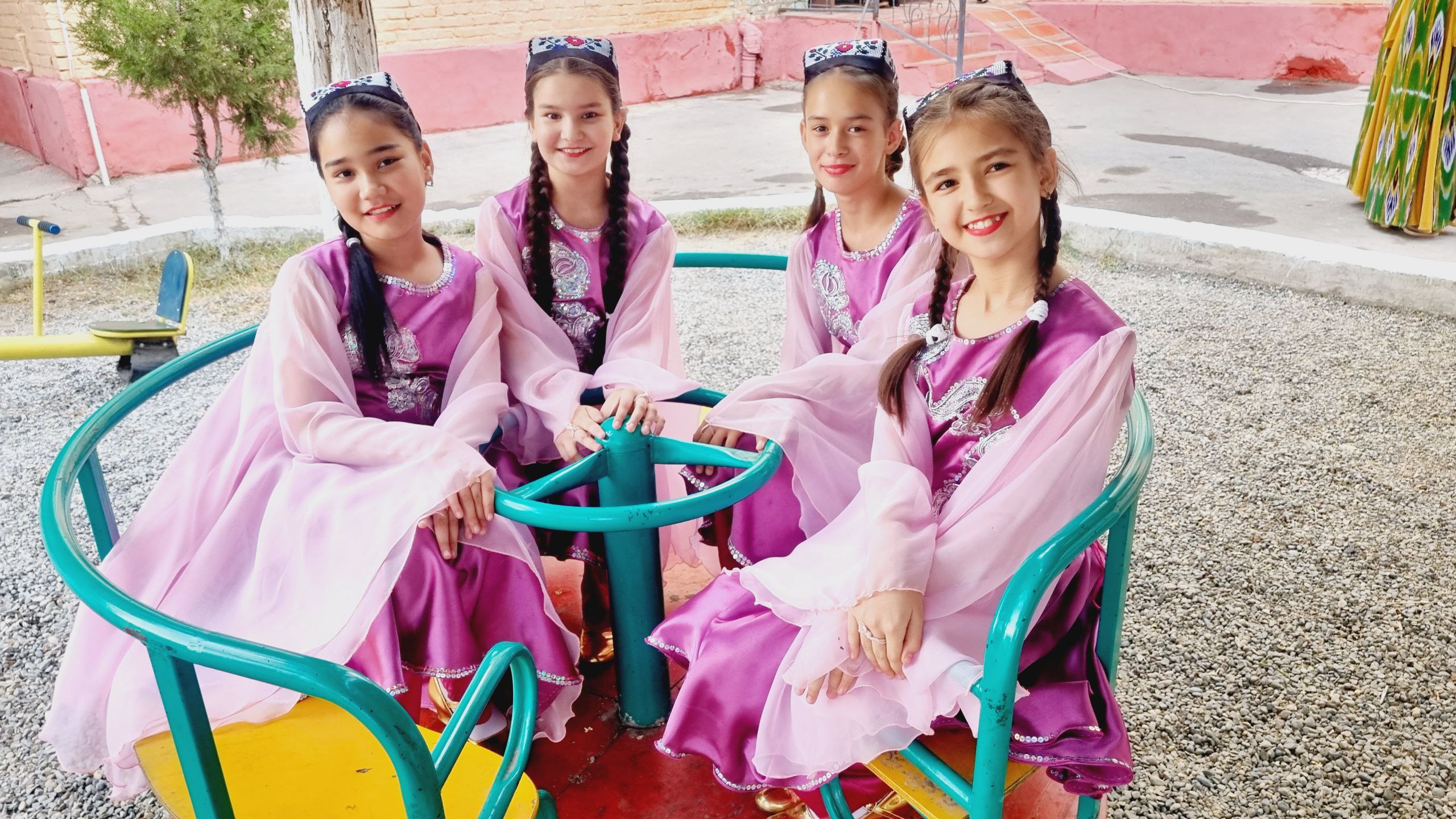 http://api3.fergana.uz/files/150100/news/file-2097444070735245.jpg