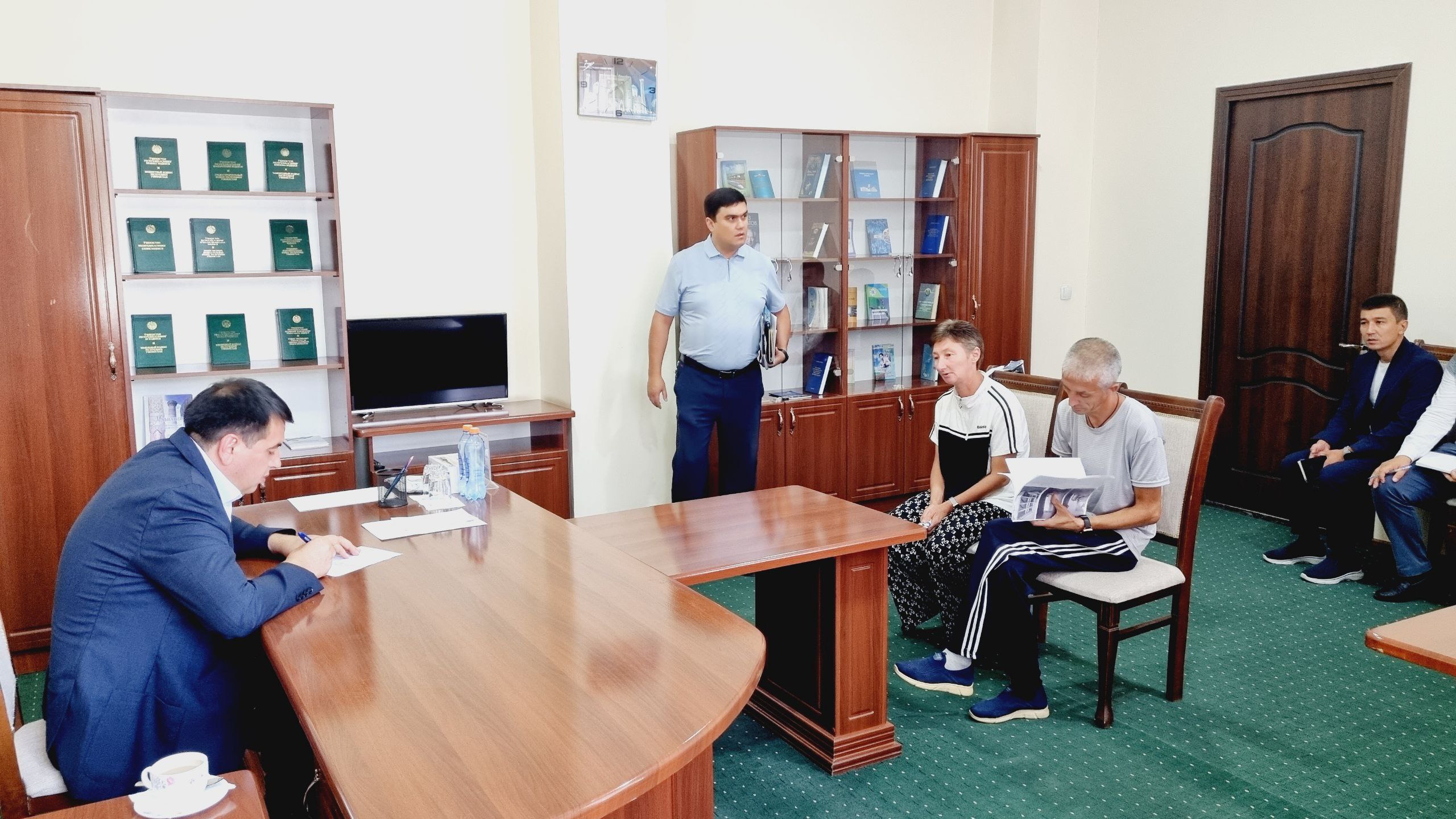 http://api3.fergana.uz/files/150100/news/file-2099714558178185.jpg