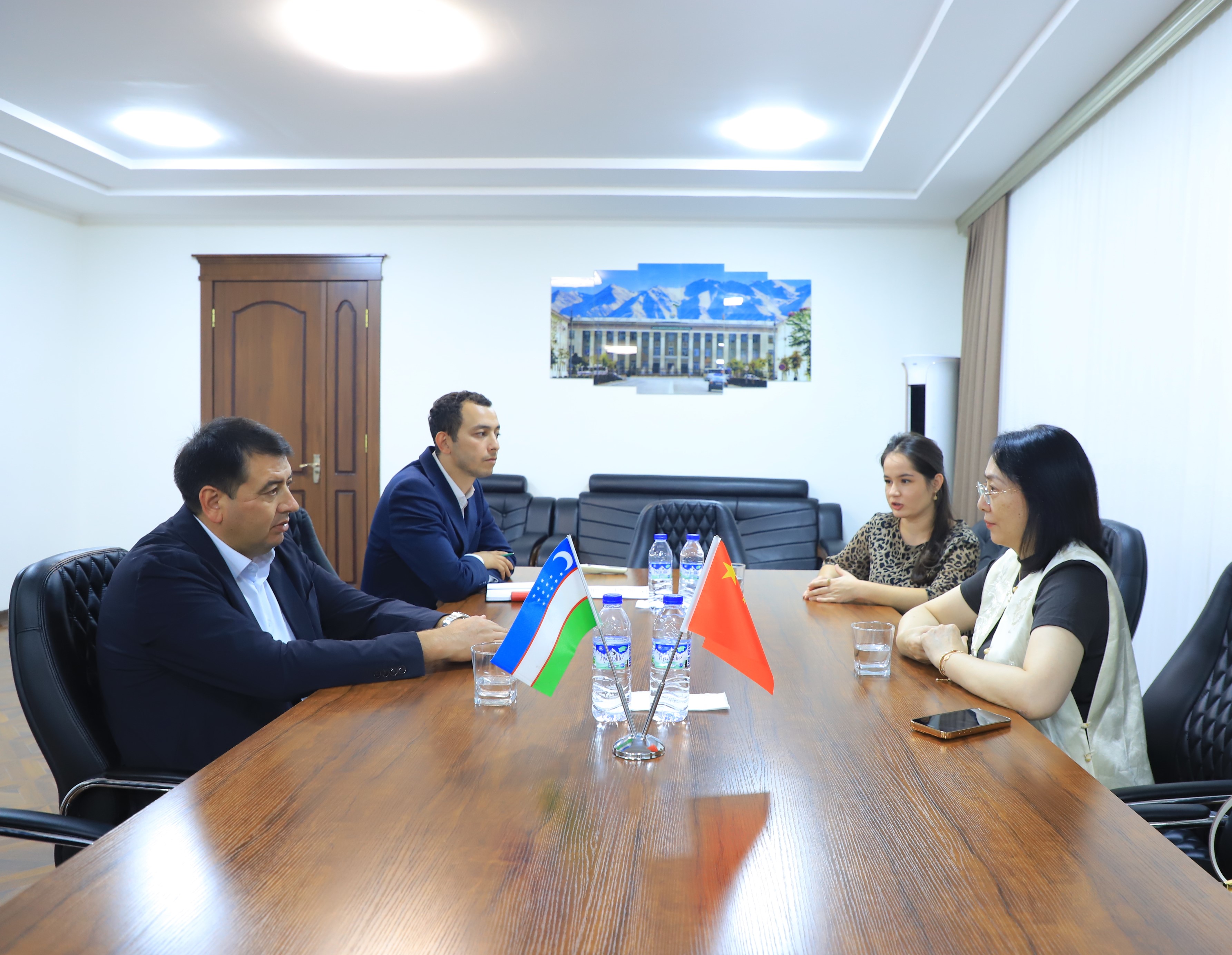 http://api3.fergana.uz/files/150100/news/file-2101886200390695.jpg
