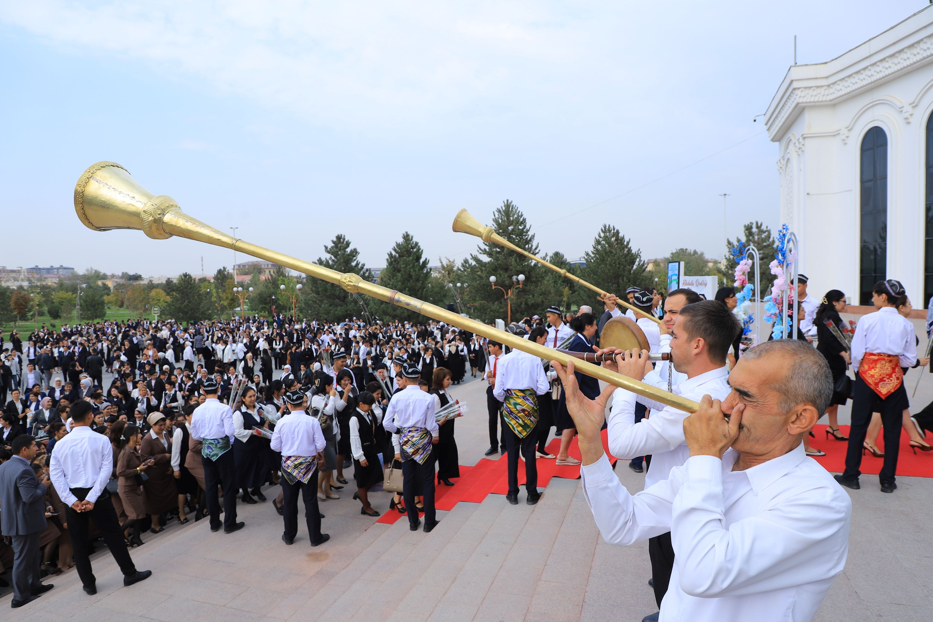 http://api3.fergana.uz/files/150100/news/file-2102616608527305.jpg