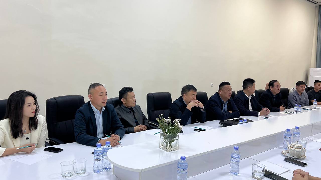 http://api3.fergana.uz/files/150100/news/file-2104775077378880.jpg