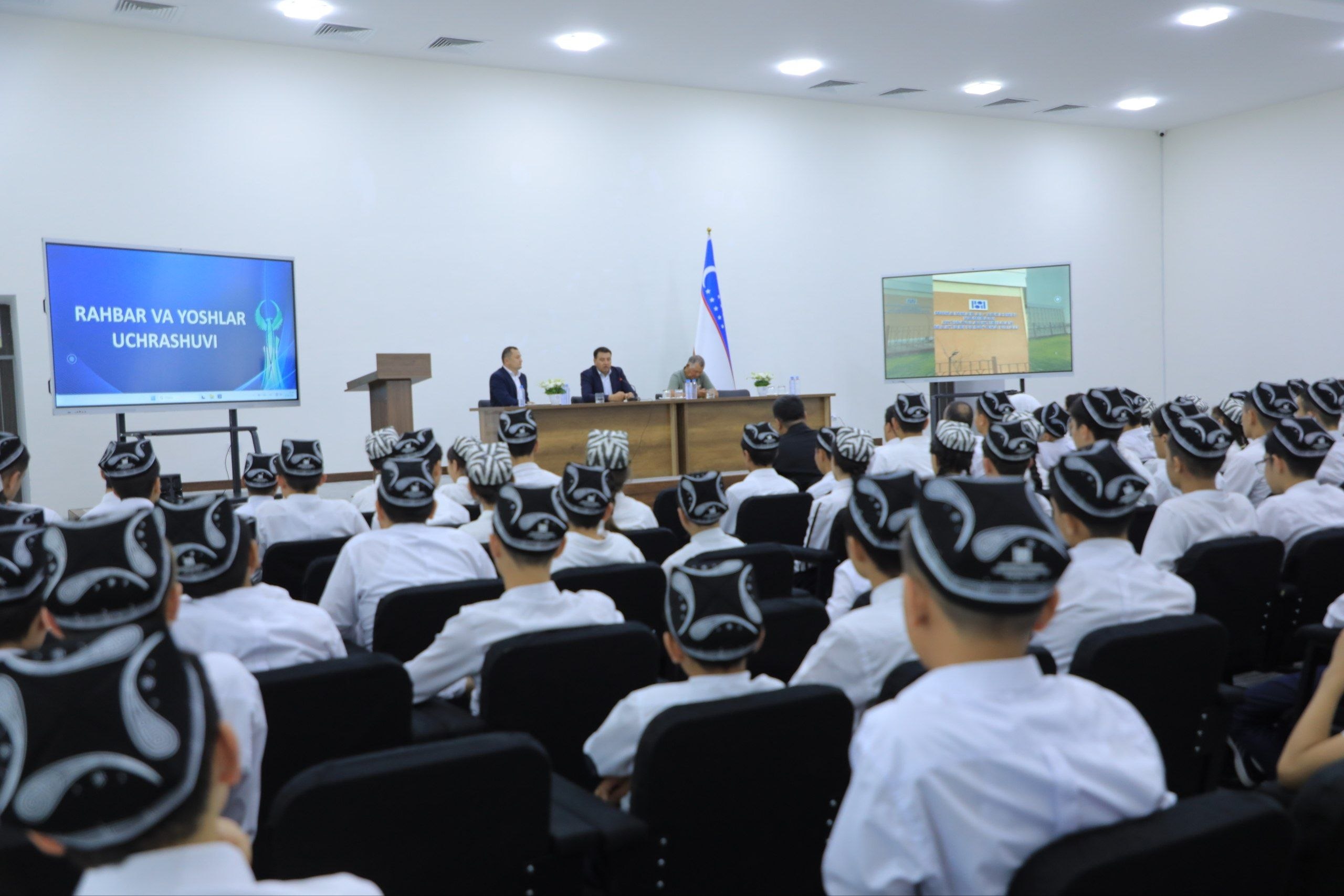 http://api3.fergana.uz/files/150100/news/file-2125686668611255.jpg