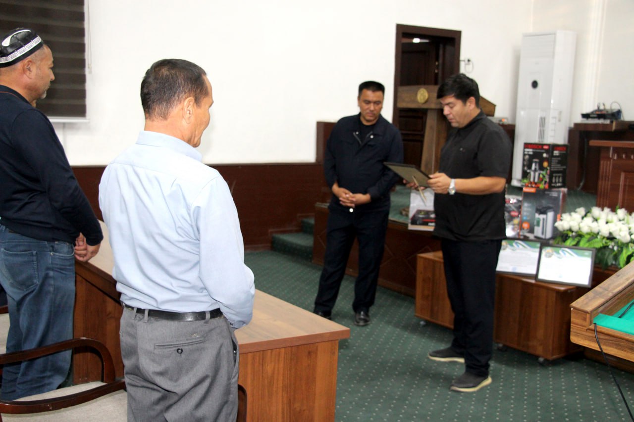 http://api3.fergana.uz/files/150200/news/file-2103178986839175.jpg