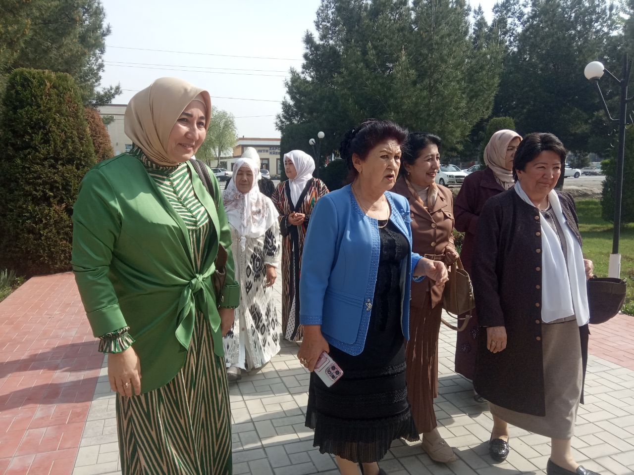 http://api3.fergana.uz/files/150200/news/file-2121507263911010.jpg
