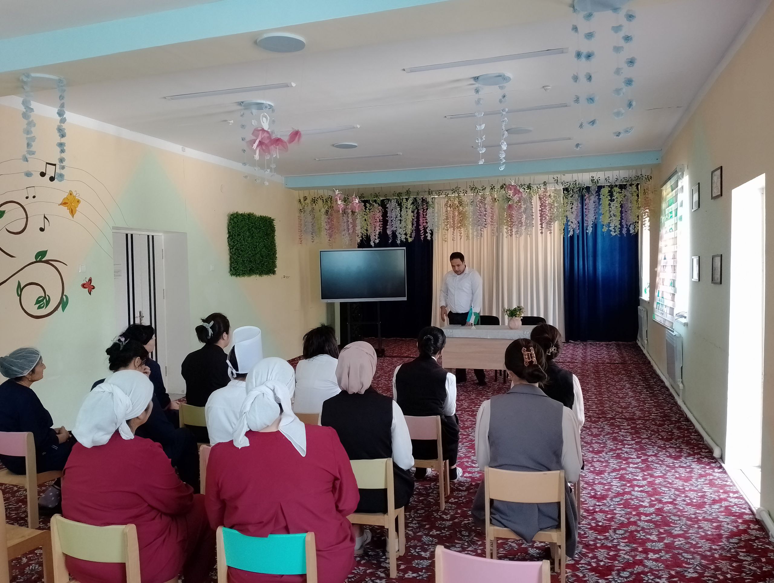 http://api3.fergana.uz/files/150400/news/file-2101847111459110.jpg