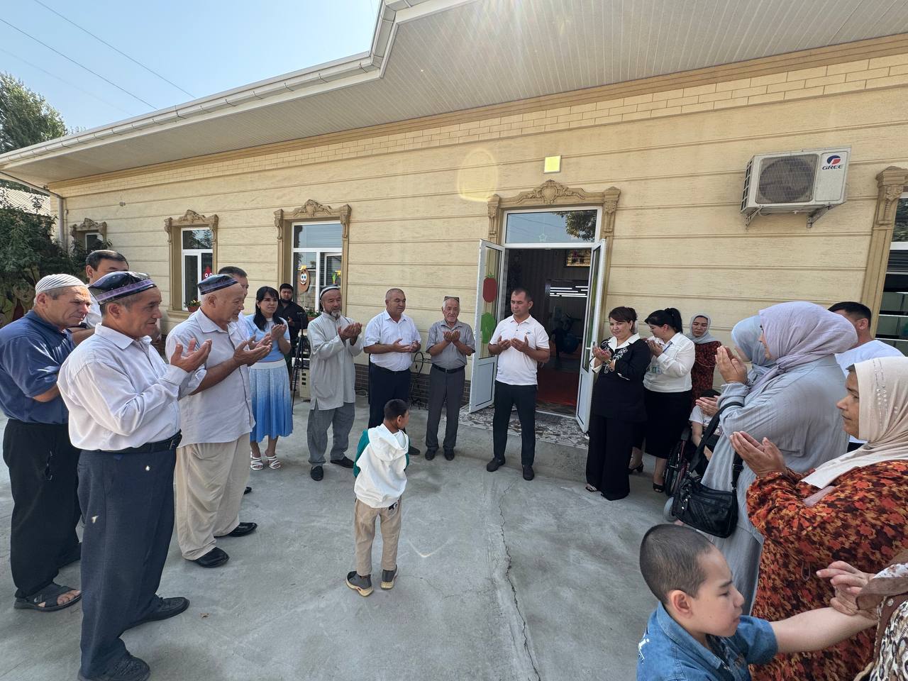 http://api3.fergana.uz/files/150500/news/file-2100829644919285.jpg