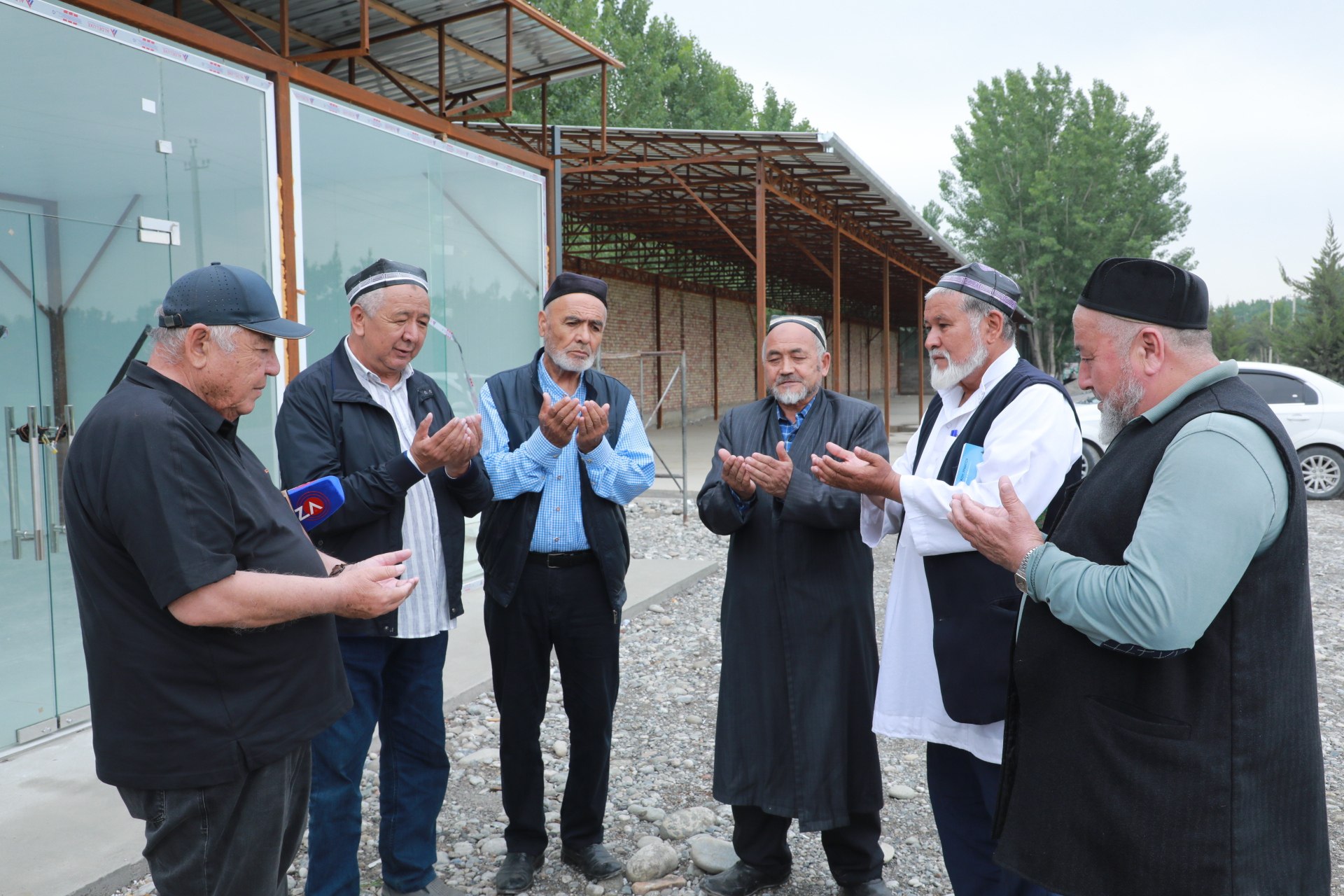 http://api3.fergana.uz/files/150600/news/file-2086712942289465.jpg