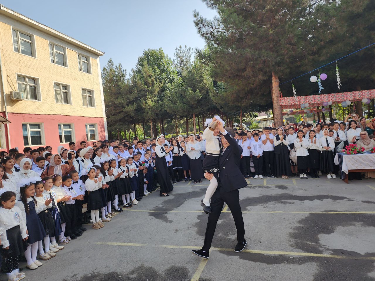 http://api3.fergana.uz/files/150600/news/file-2099383478768880.jpg