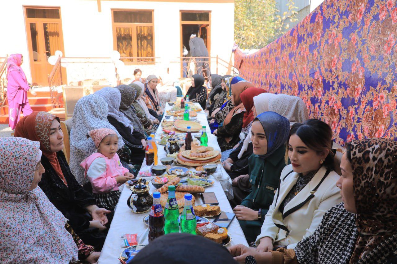 http://api3.fergana.uz/files/150600/news/file-2104117336883960.jpg