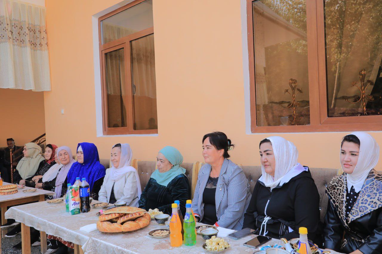 http://api3.fergana.uz/files/150600/news/file-2104117336886350.jpg