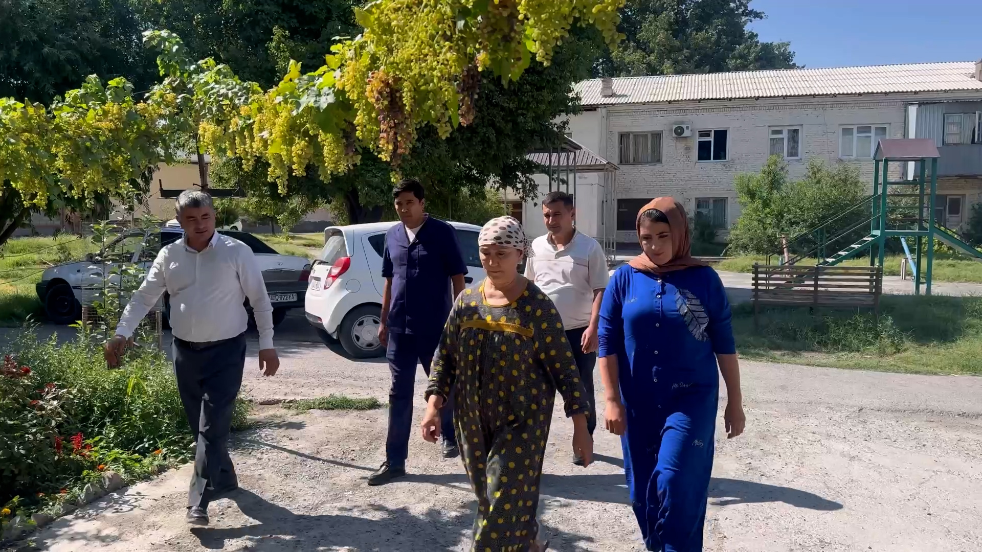 http://api3.fergana.uz/files/150700/news/file-2094229293992360.jpg