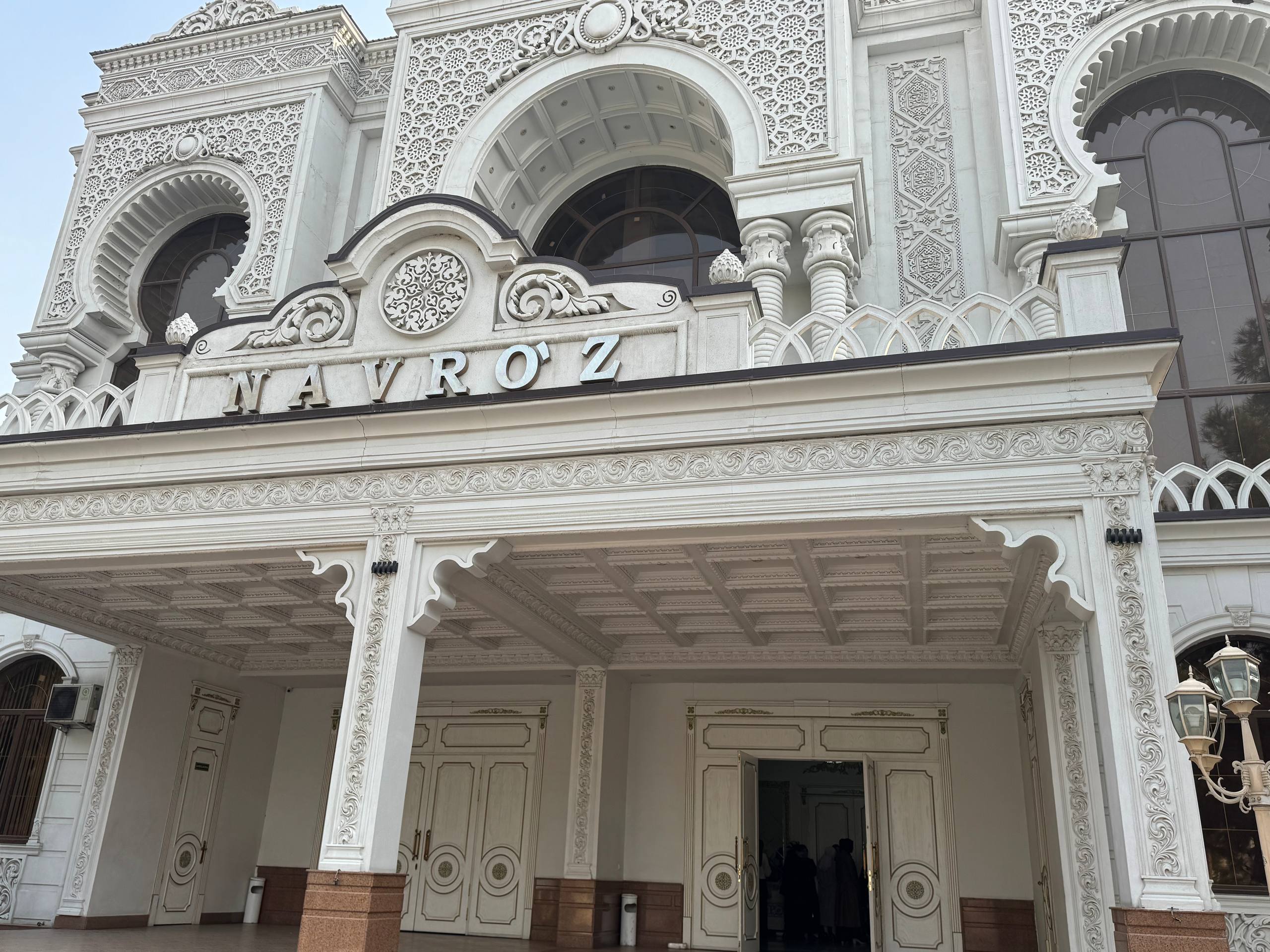 Kichkina dost va kichkina joja jinsiy aloqa videosi tayyorladi Ayol erotik kosplayidagi yigitlarning fotosuratlari