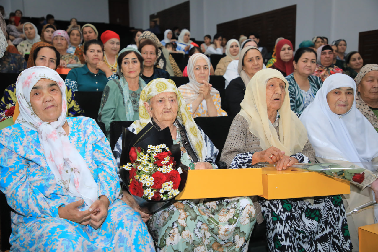 http://api3.fergana.uz/files/150900/news/file-2089397464134490.jpg