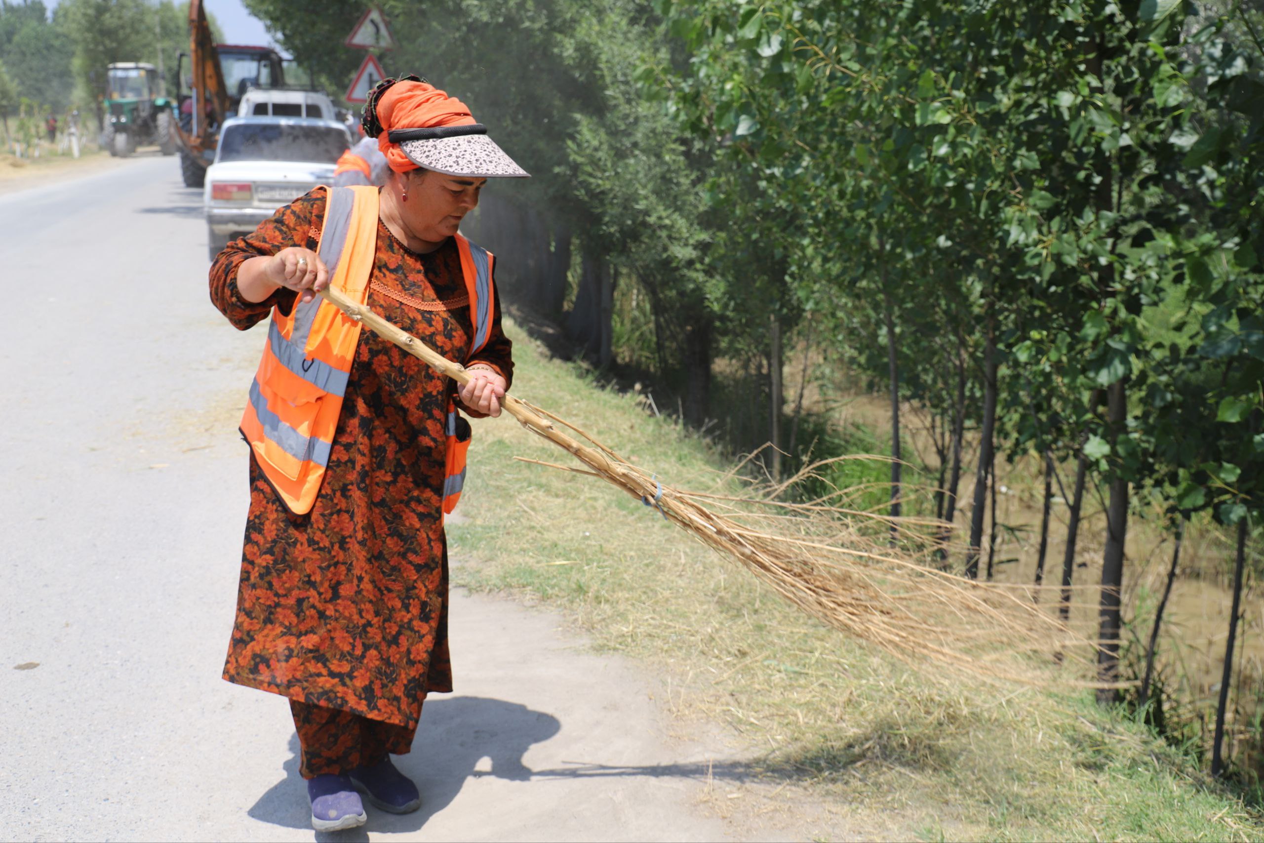 http://api3.fergana.uz/files/151000/news/file-2089570548533185.jpg