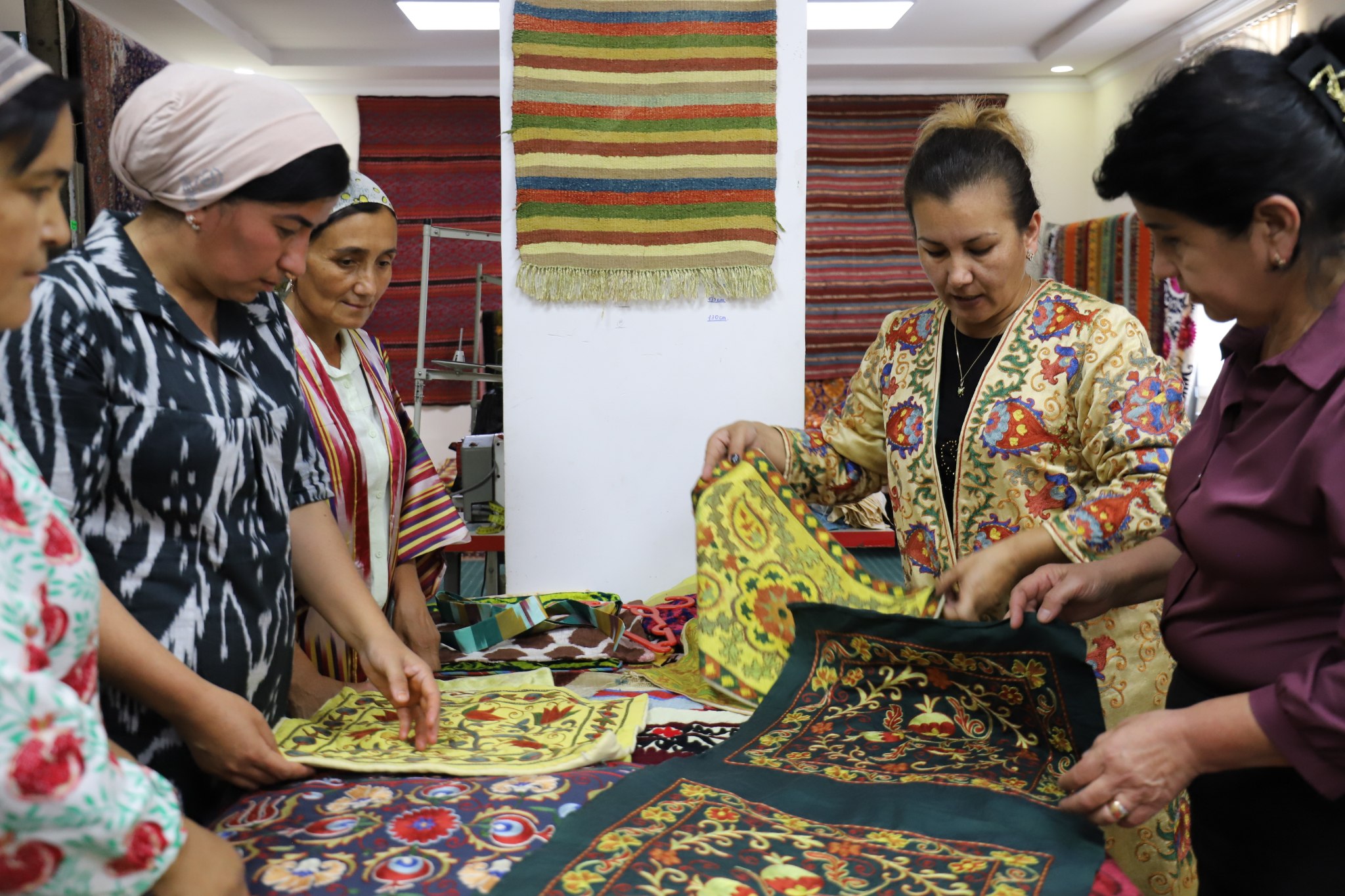 http://api3.fergana.uz/files/151000/news/file-2091441148389145.jpg