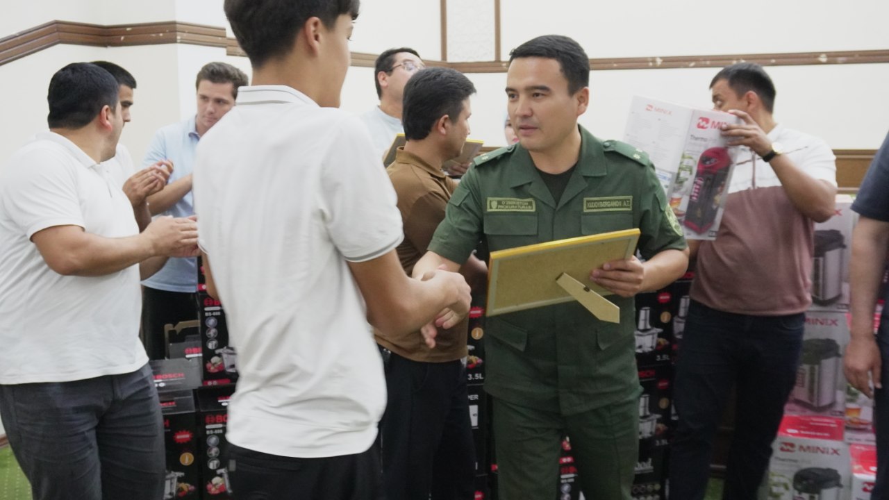 http://api3.fergana.uz/files/151000/news/file-2093992444391275.jpg