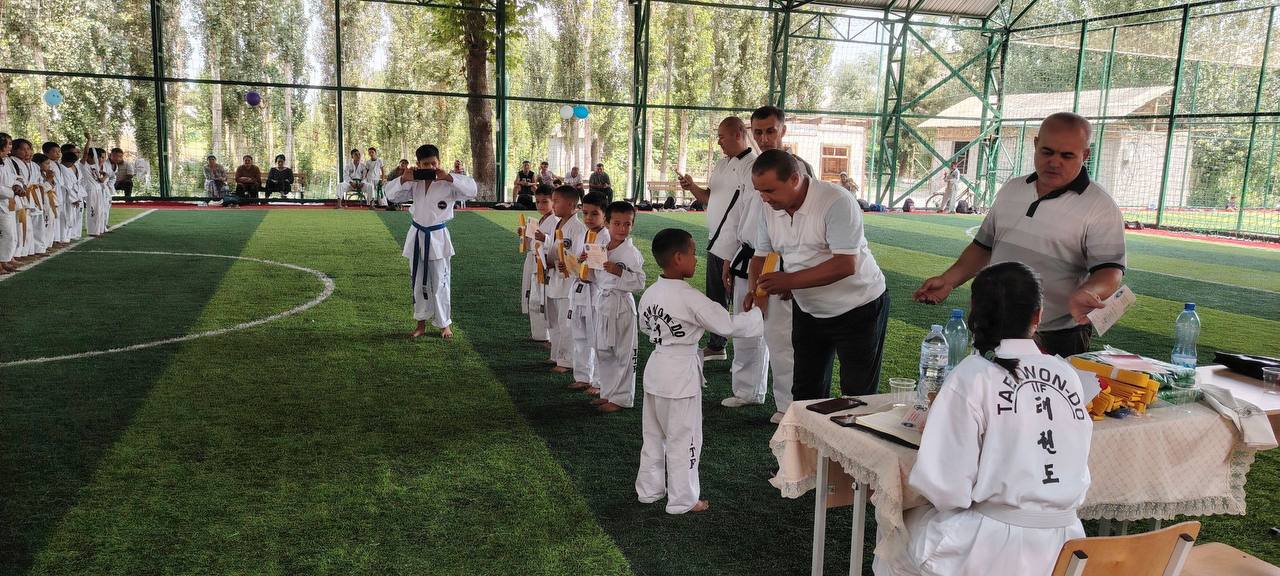 http://api3.fergana.uz/files/151000/news/file-2094916350103000.jpg