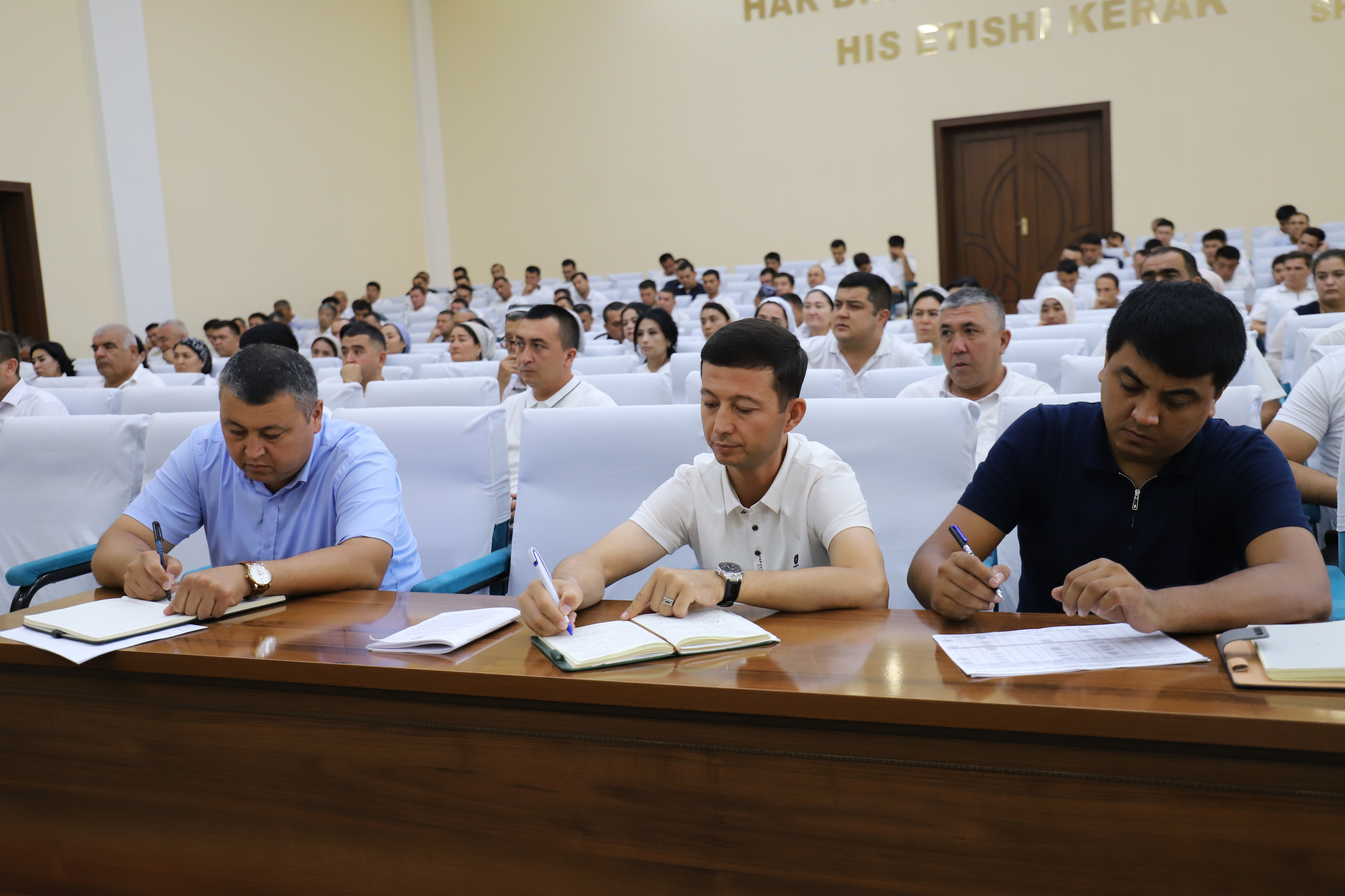http://api3.fergana.uz/files/151000/news/file-2096803742940240.jpg