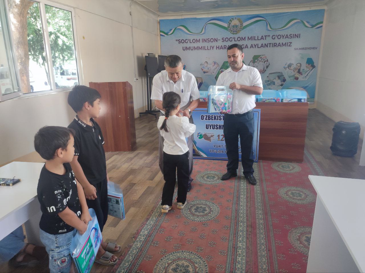 http://api3.fergana.uz/files/151000/news/file-2097085357270005.jpg