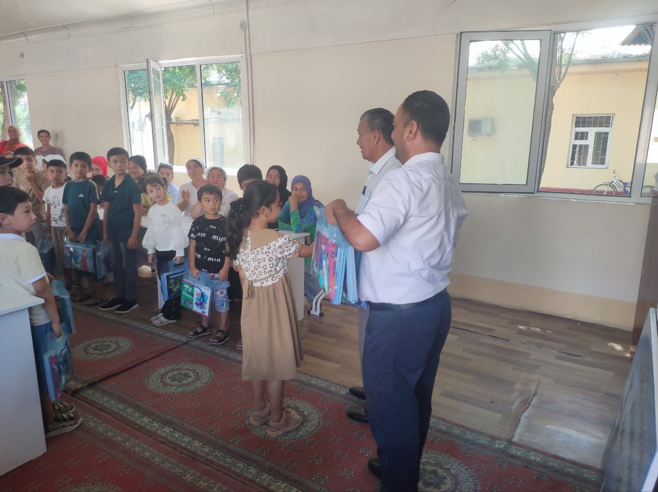 http://api3.fergana.uz/files/151000/news/file-2097085357275980.jpg