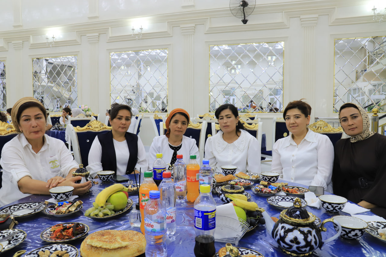 http://api3.fergana.uz/files/151000/news/file-2100845578065800.jpg