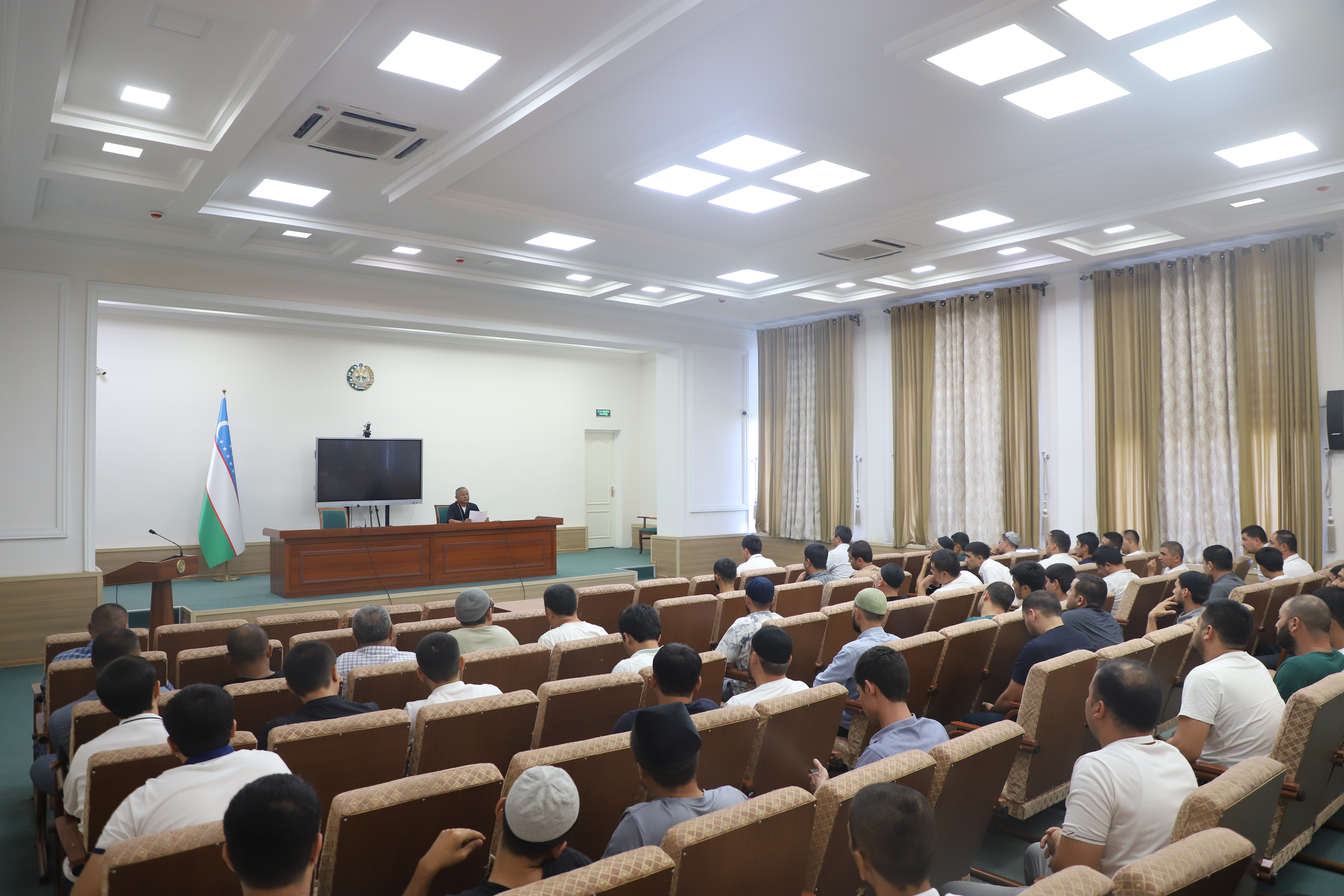 http://api3.fergana.uz/files/151100/news/file-2096505621883080.jpg