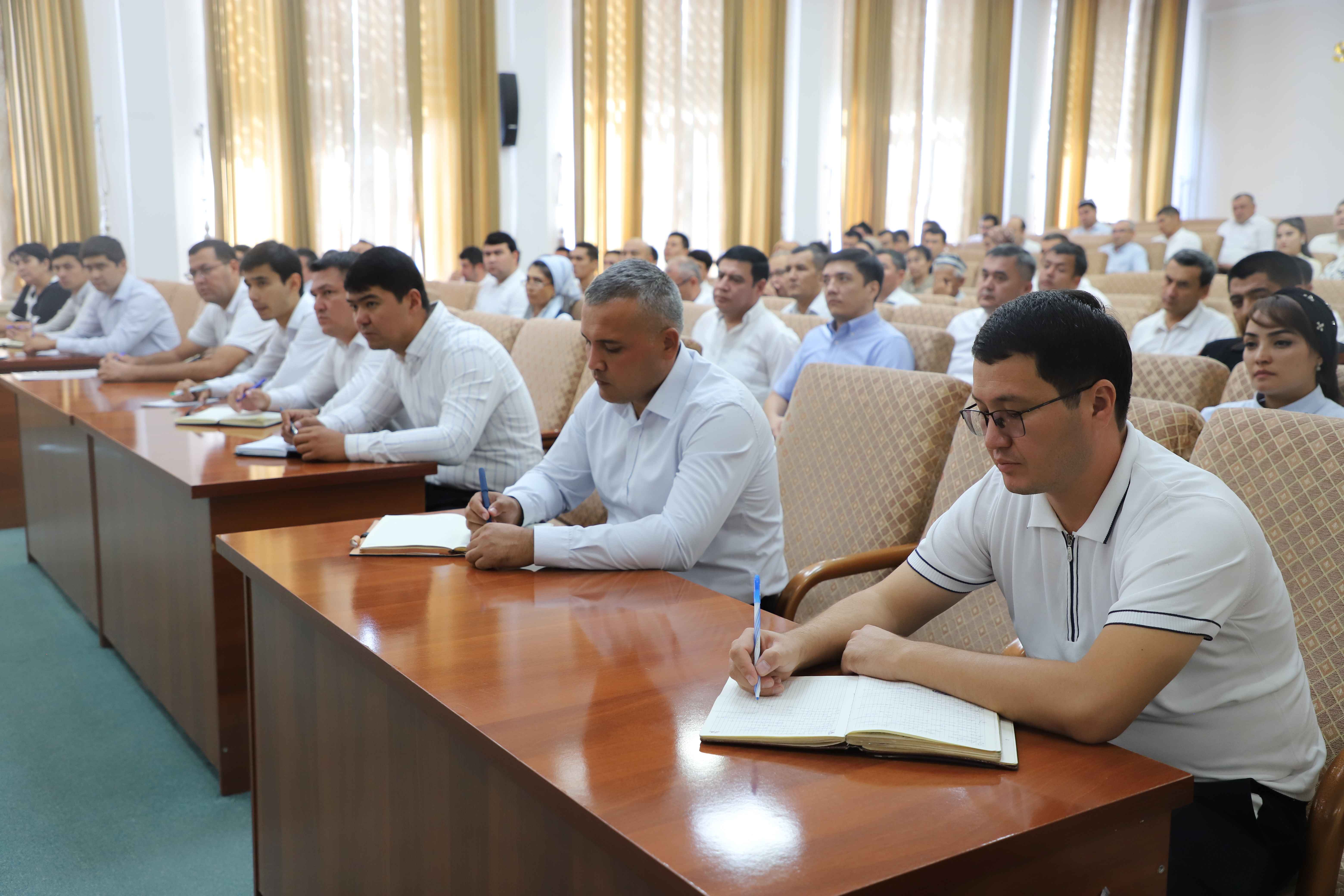 http://api3.fergana.uz/files/151100/news/file-2099474906326000.jpg