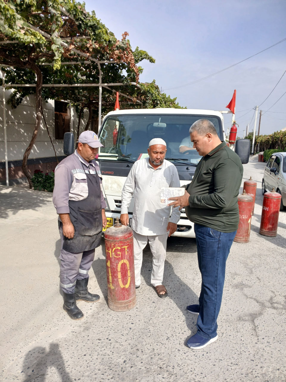 http://api3.fergana.uz/files/151200/news/file-2102168452583975.jpg