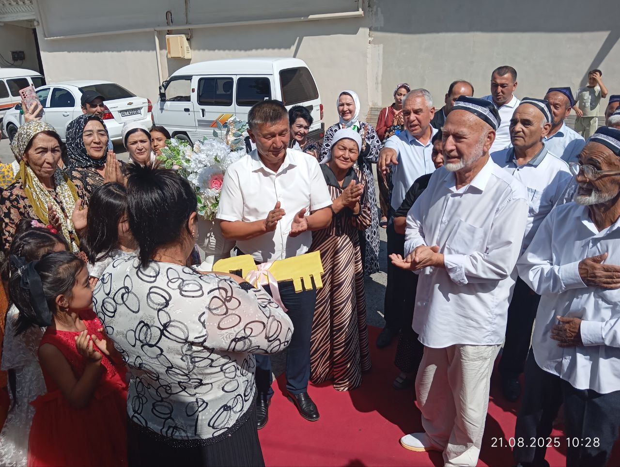 http://api3.fergana.uz/files/151300/news/file-2098162637974160.jpg