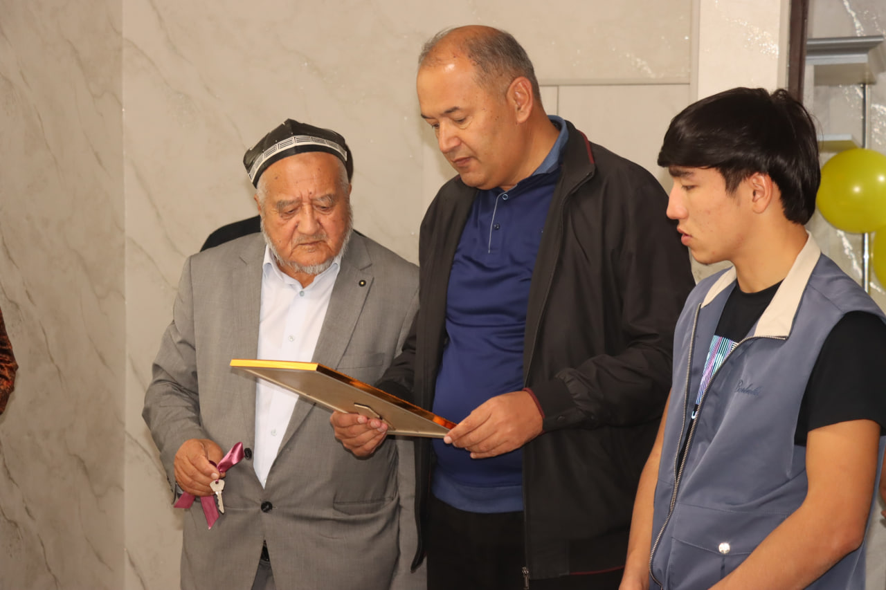 http://api3.fergana.uz/files/151300/news/file-2102583422892135.jpg