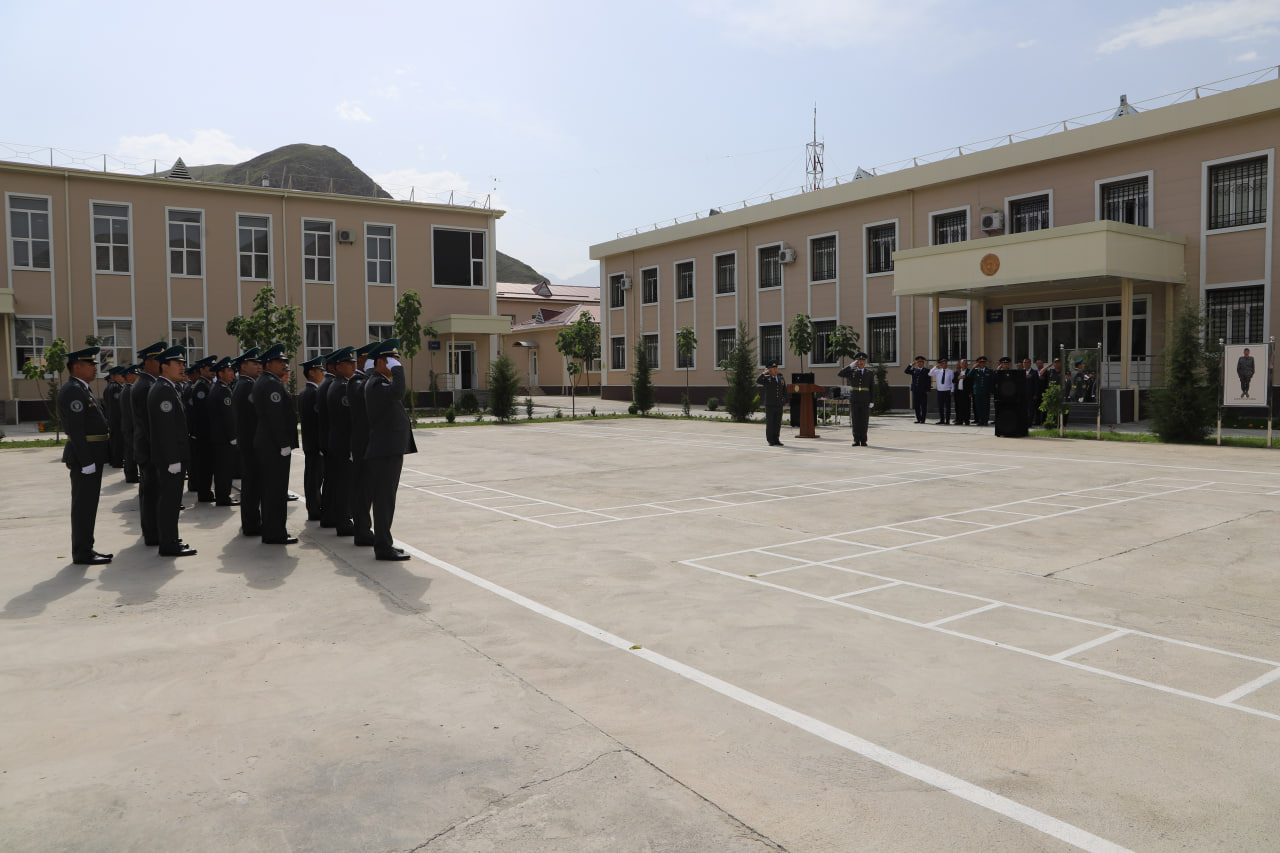 http://api3.fergana.uz/files/151400/news/file-2087434924171570.jpg
