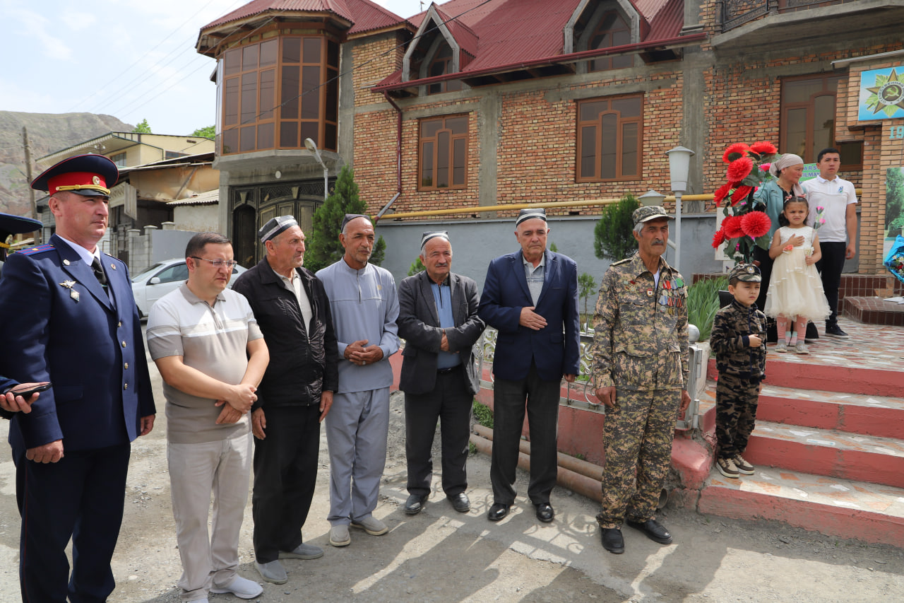 http://api3.fergana.uz/files/151400/news/file-2087435021579605.jpg
