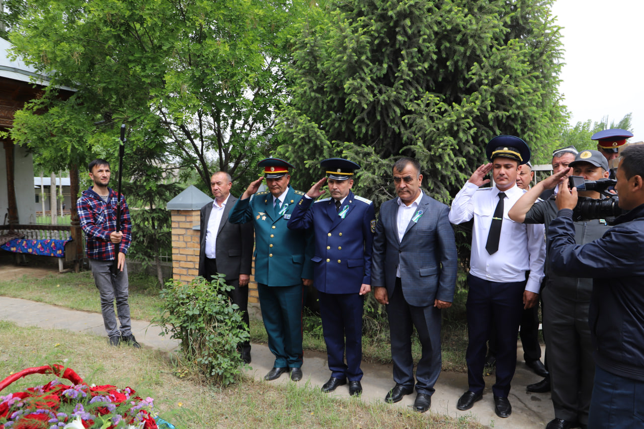http://api3.fergana.uz/files/151400/news/file-2087435171713430.jpg