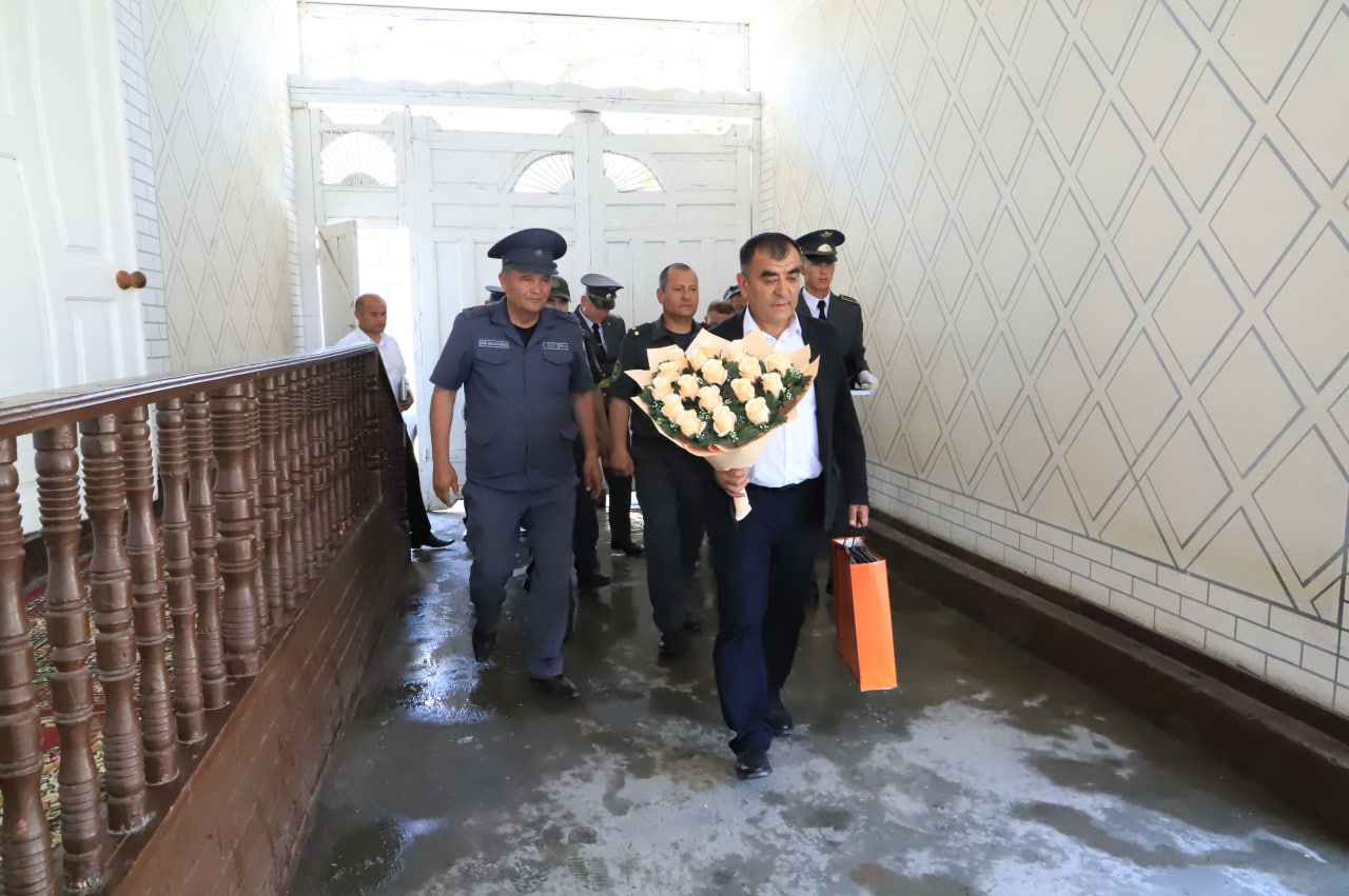 http://api3.fergana.uz/files/151400/news/file-2087435442909120.jpg