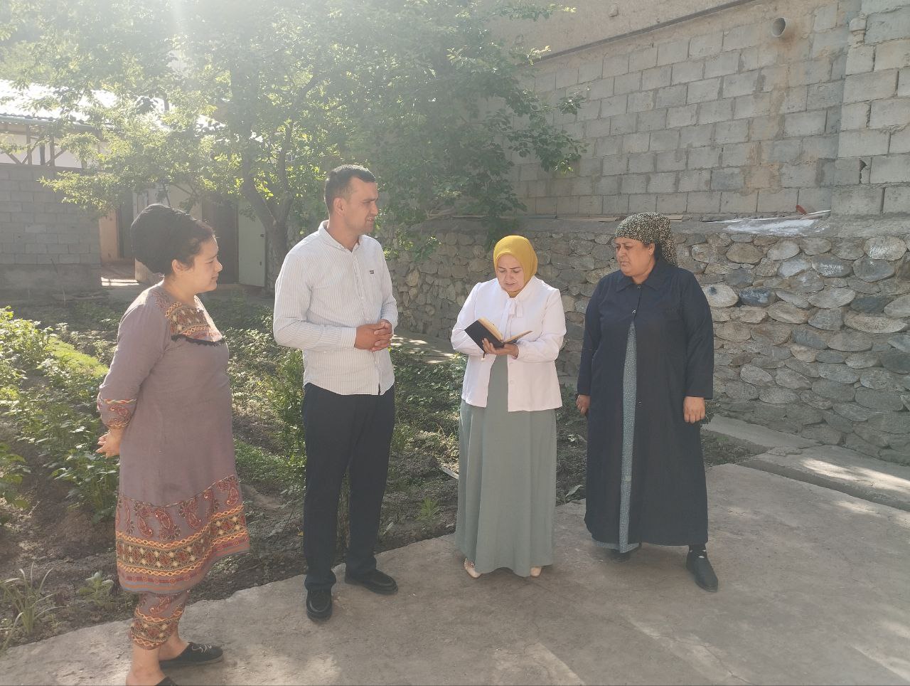 http://api3.fergana.uz/files/151400/news/file-2089676424767190.jpg
