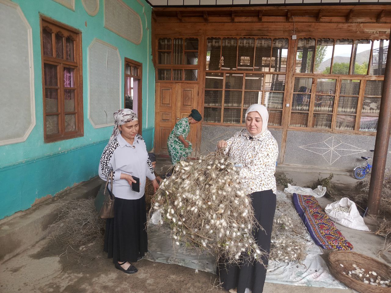 http://api3.fergana.uz/files/151400/news/file-2090838478192965.jpg