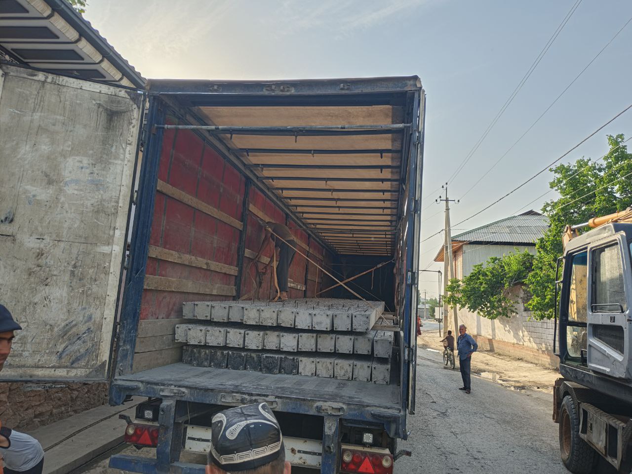 http://api3.fergana.uz/files/151400/news/file-2090838562685440.jpg