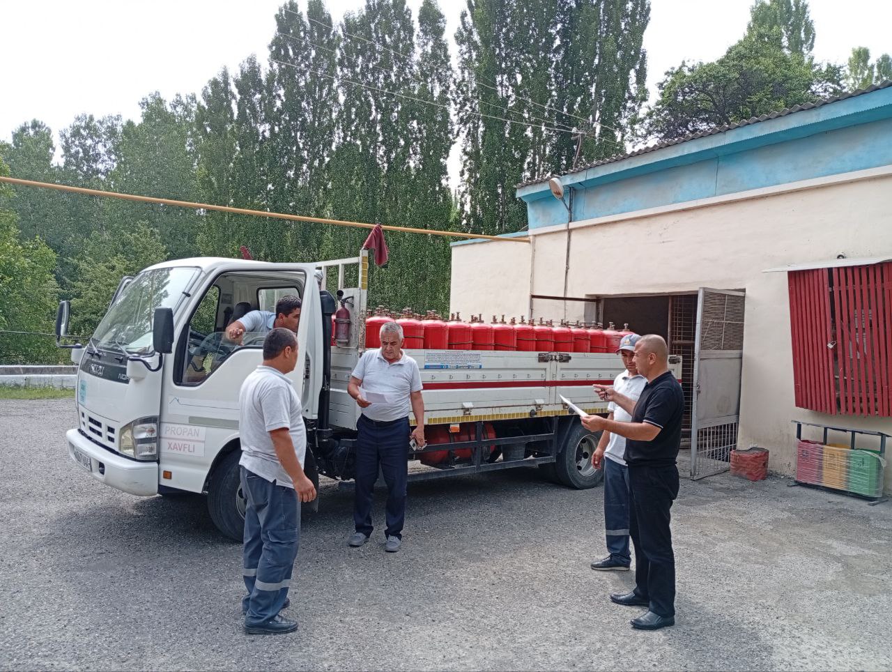 http://api3.fergana.uz/files/151400/news/file-2091126908457375.jpg