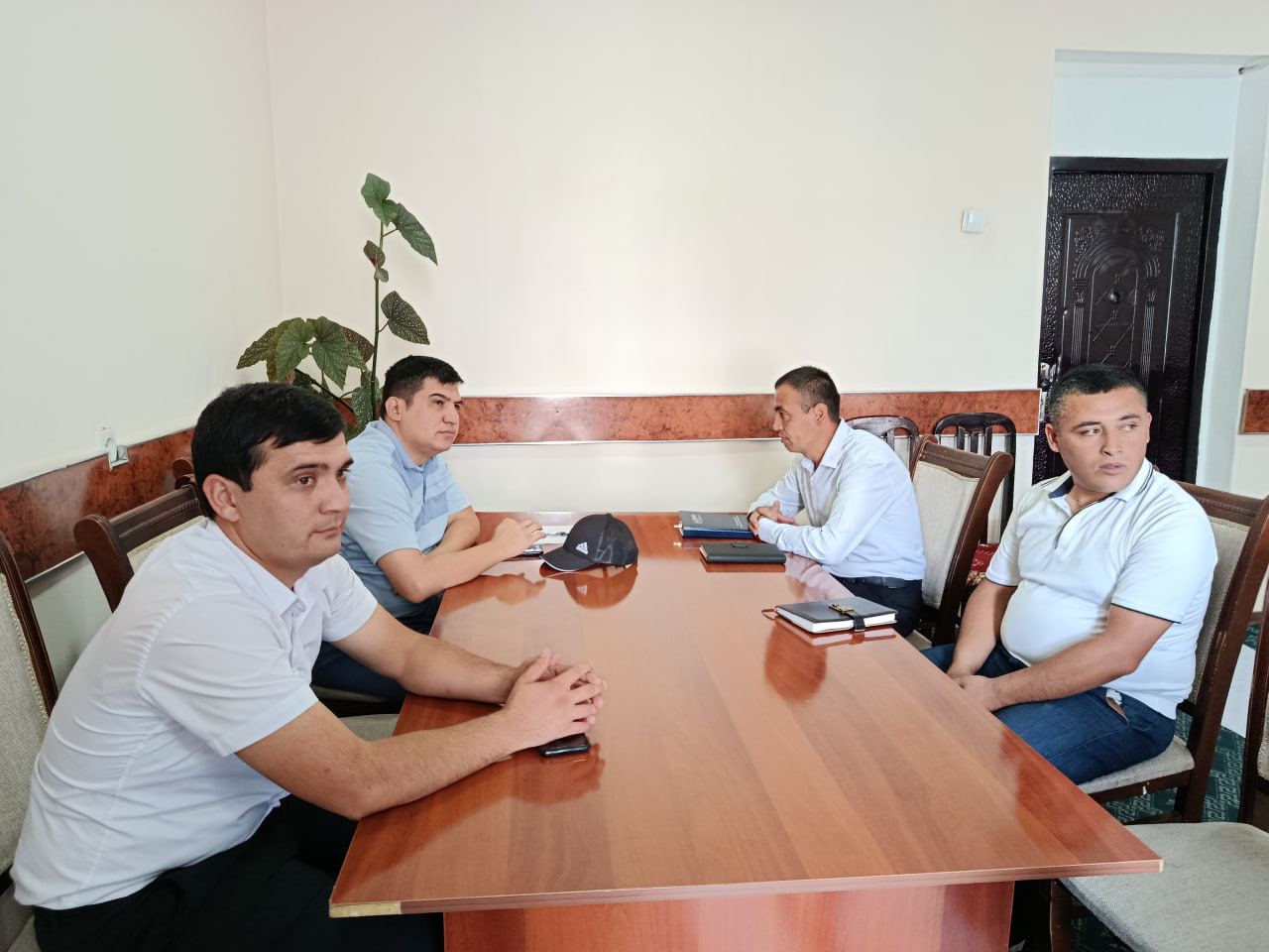 http://api3.fergana.uz/files/151400/news/file-2094236695646695.jpg