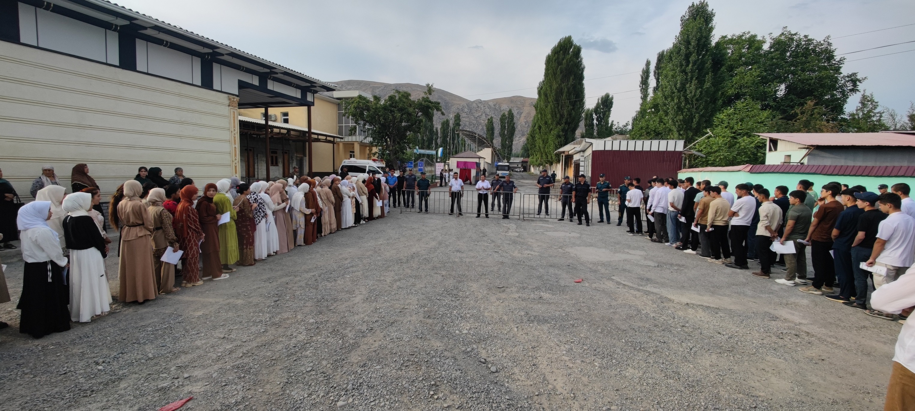 http://api3.fergana.uz/files/151400/news/file-2094236829106685.jpg