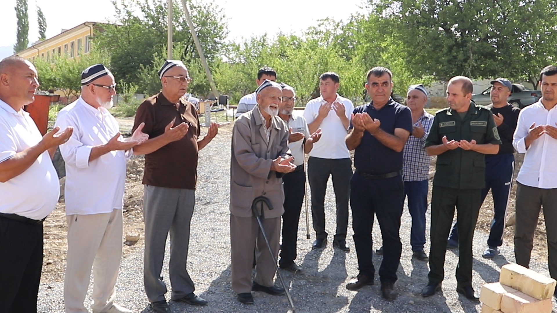 http://api3.fergana.uz/files/151400/news/file-2097328990116510.jpg