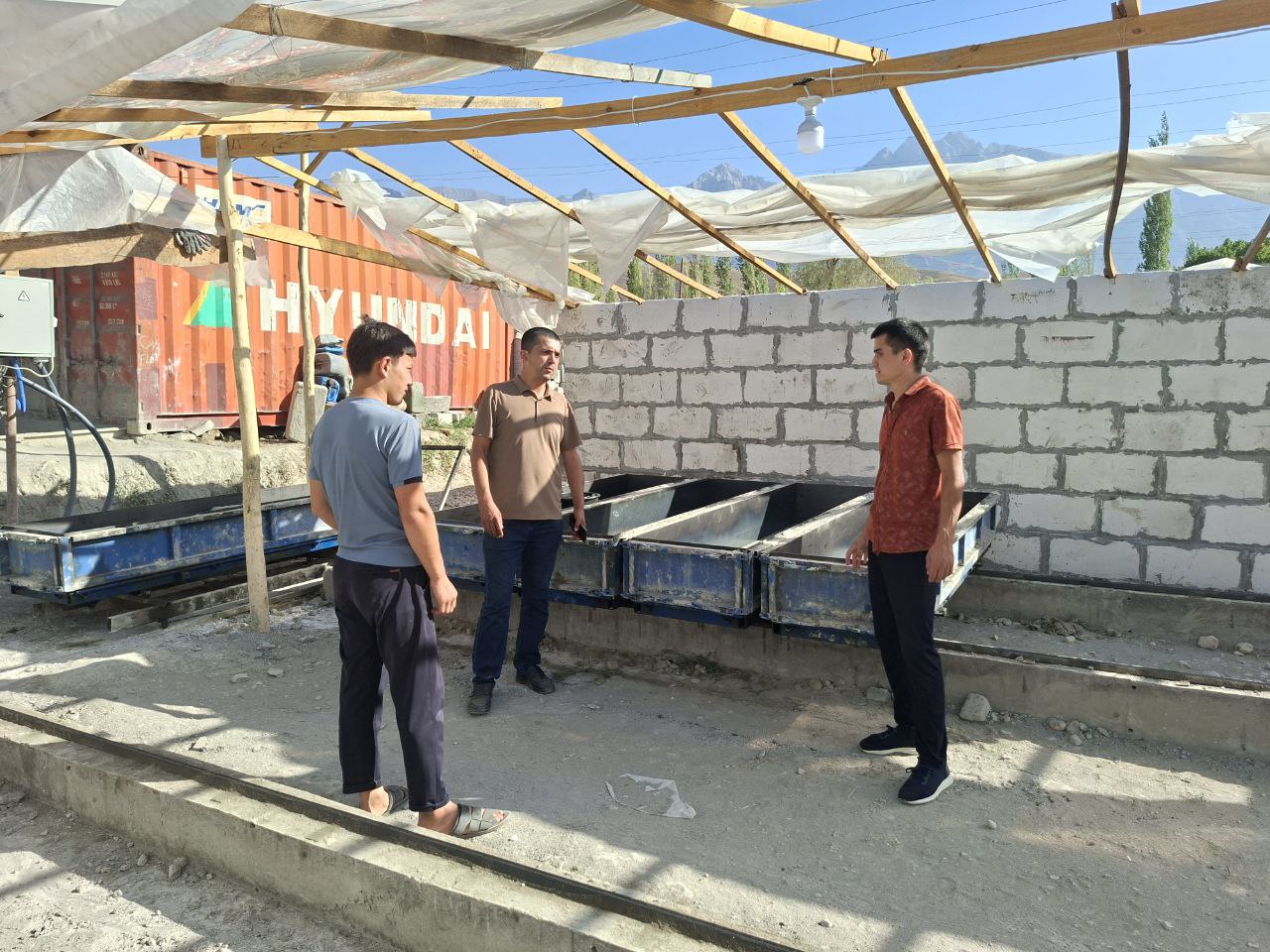 http://api3.fergana.uz/files/151400/news/file-2098887657565385.jpg