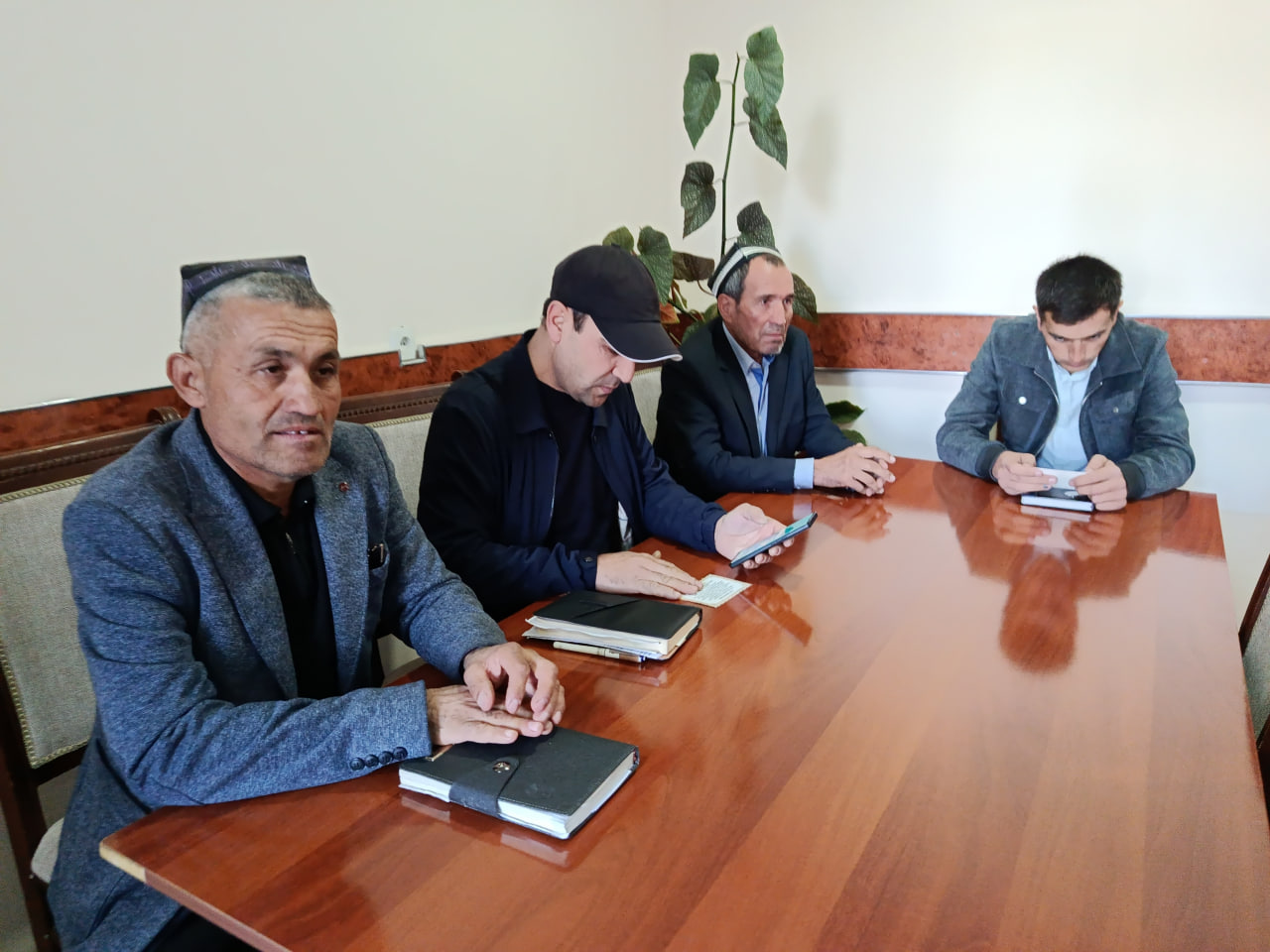 http://api3.fergana.uz/files/151400/news/file-2104343042638020.jpg