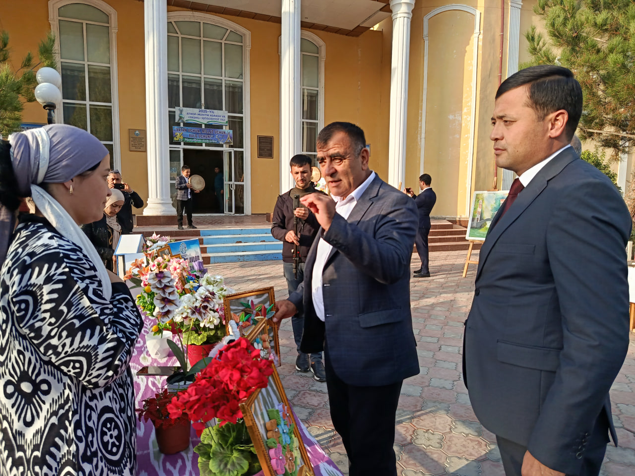 http://api3.fergana.uz/files/151400/news/file-2104457079145820.jpg