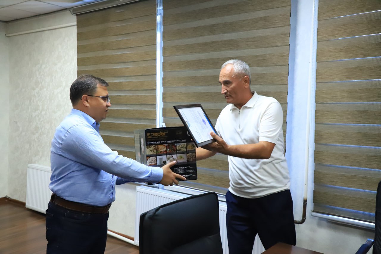 http://api3.fergana.uz/files/151500/news/file-2092756377434745.jpg