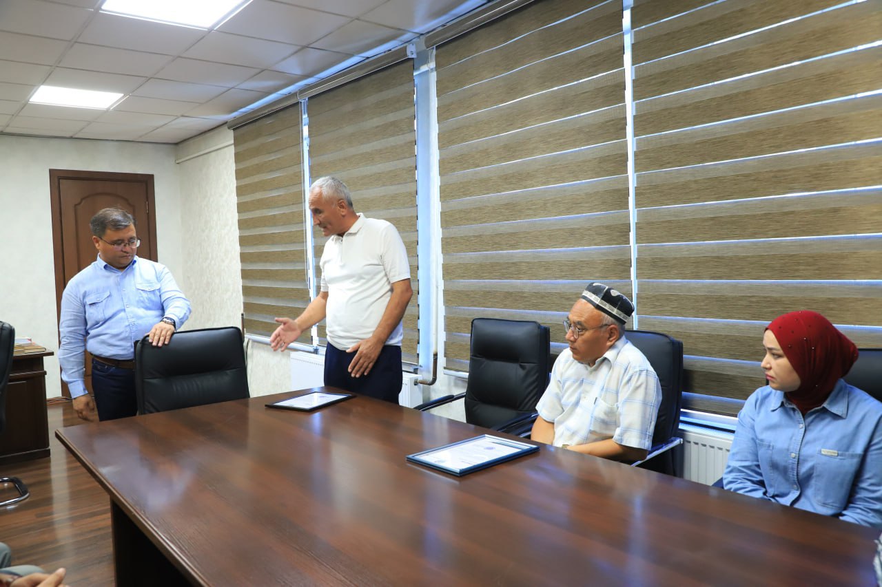 http://api3.fergana.uz/files/151500/news/file-2092756681665015.jpg